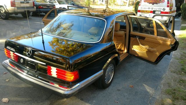 1990 Mercedes-Benz 400-Series Base Sedan 4-Door - photo 12