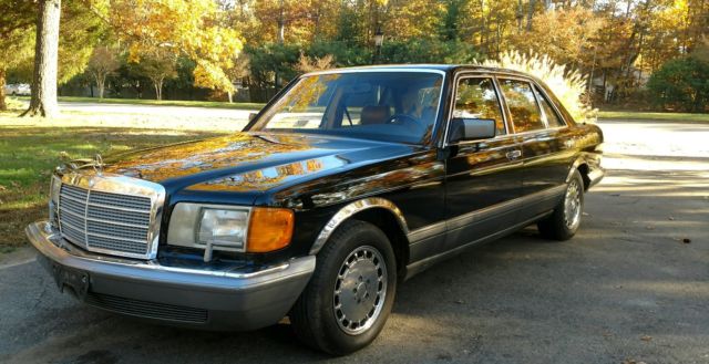 1990 Mercedes-Benz 400-Series Base Sedan 4-Door - photo 2