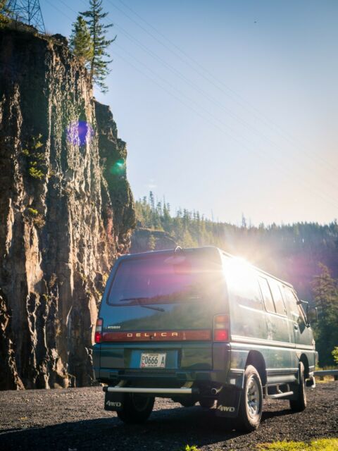 1993 Mitsubishi Delica - photo 3