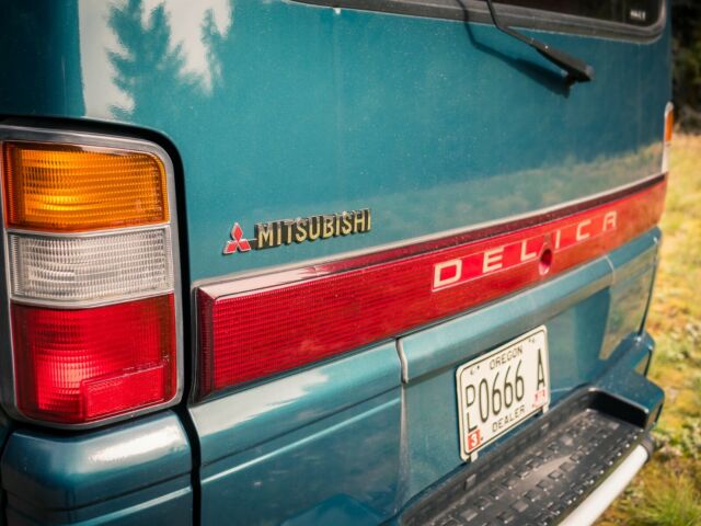 1993 Mitsubishi Delica - photo 7