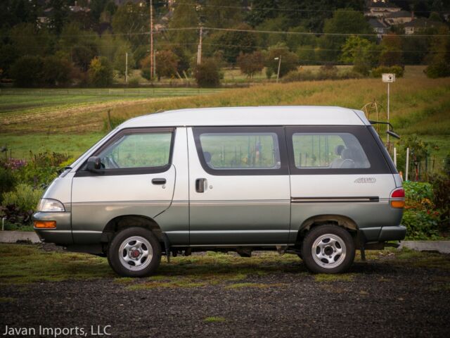 1992 Toyota Townace Super Extra - photo 4