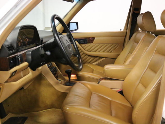 1990 Mercedes-Benz 560SEL Base Sedan 4-Door - photo 5