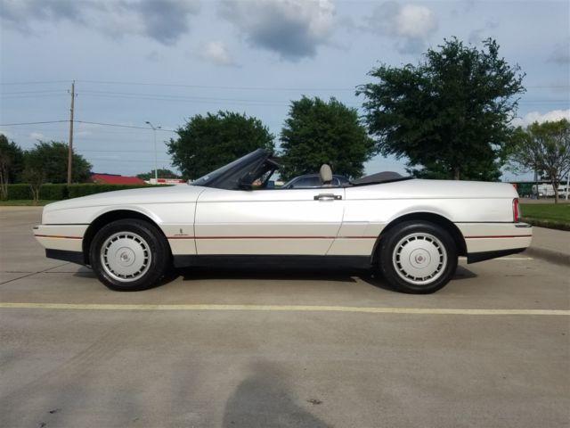 1990 Cadillac Allante Convertible - photo 3