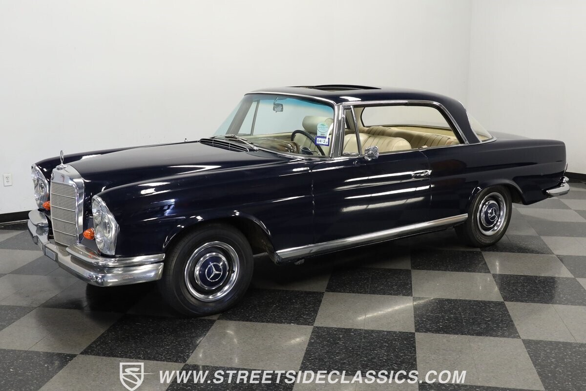 1966 Mercedes-Benz 200-Series coupe - photo 6