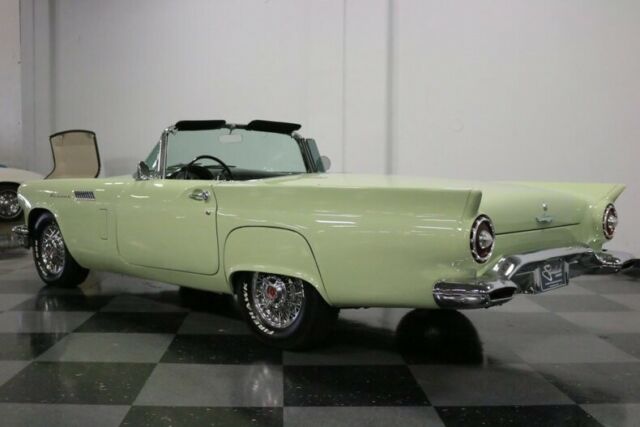1957 Ford Thunderbird -- - photo 10