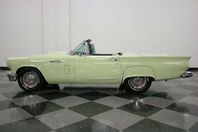1957 Ford Thunderbird -- - photo 3