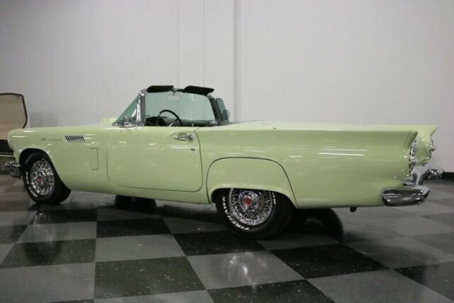 1957 Ford Thunderbird -- - photo 9