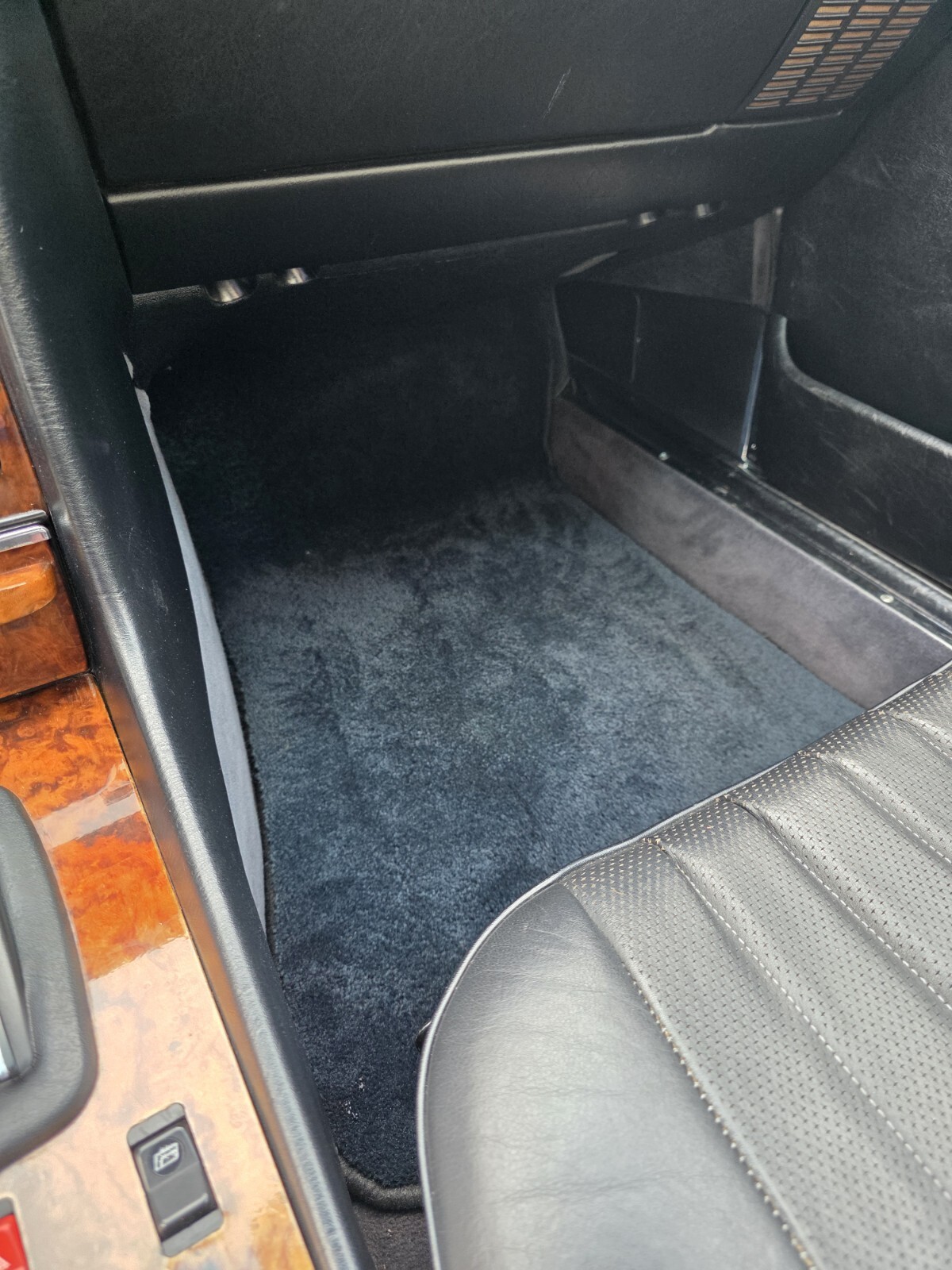 1985 Mercedes-Benz SL-Class - photo 9