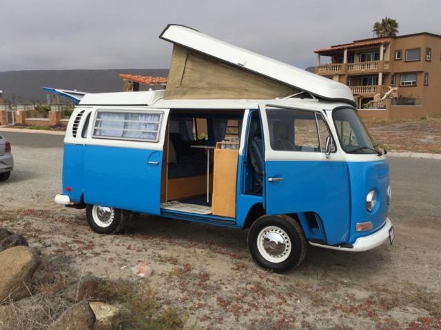 BEAUTIFUL BLUE/WHITE KOMBI EXCELLENT CONDITIONS 1971 Volkswagen Bus/Vanagon Beige/blue