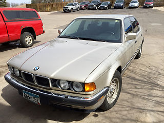 BEAUTIFUL - Built in Germany - Classic 1990 BMW 750IL - 12 Clyinders 1990 BMW 7-Series