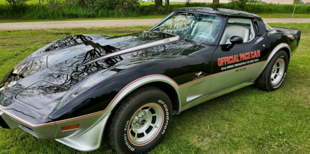 1978 Chevrolet Corvette Indy 500 Pace Car - photo 4