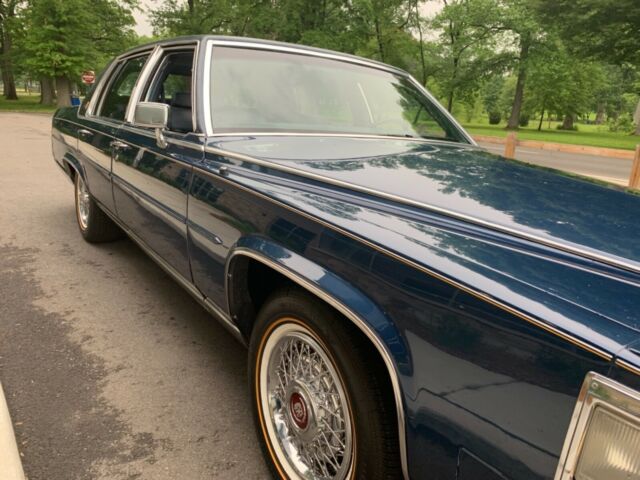 1988 Cadillac Brougham - photo 7