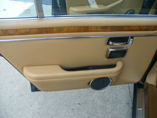 1987 Jaguar XJ6 BLUE - photo 11