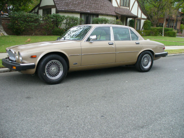 1986 Jaguar XJ6 - photo 2