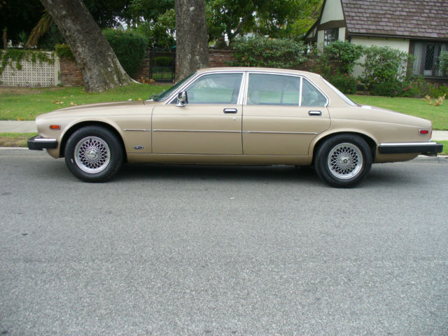 1986 Jaguar XJ6 - photo 4