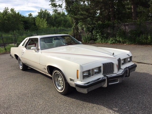 1977 Pontiac Grand Prix - photo 2