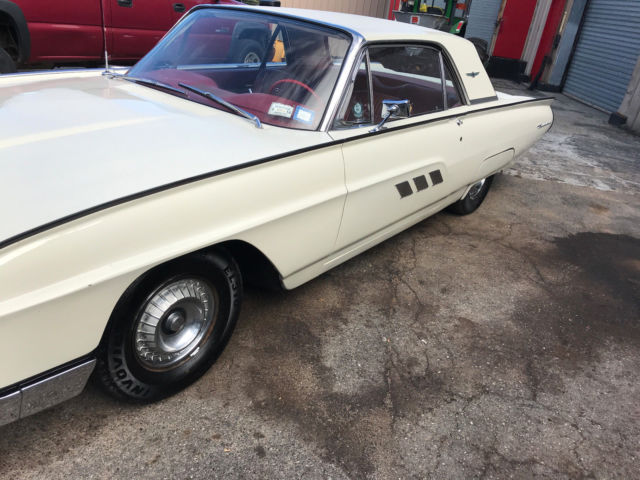 1963 Ford Thunderbird - photo 3