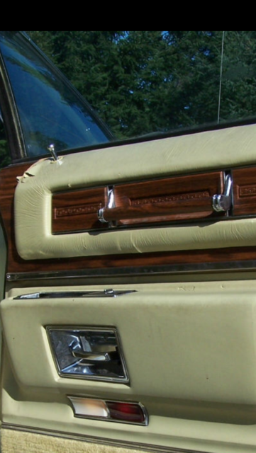 1976 Cadillac DeVille 4 Door - photo 10
