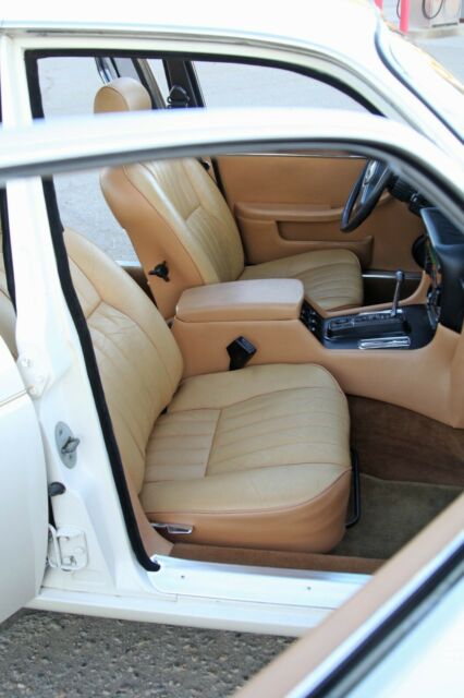 1983 Jaguar XJ6 - photo 13