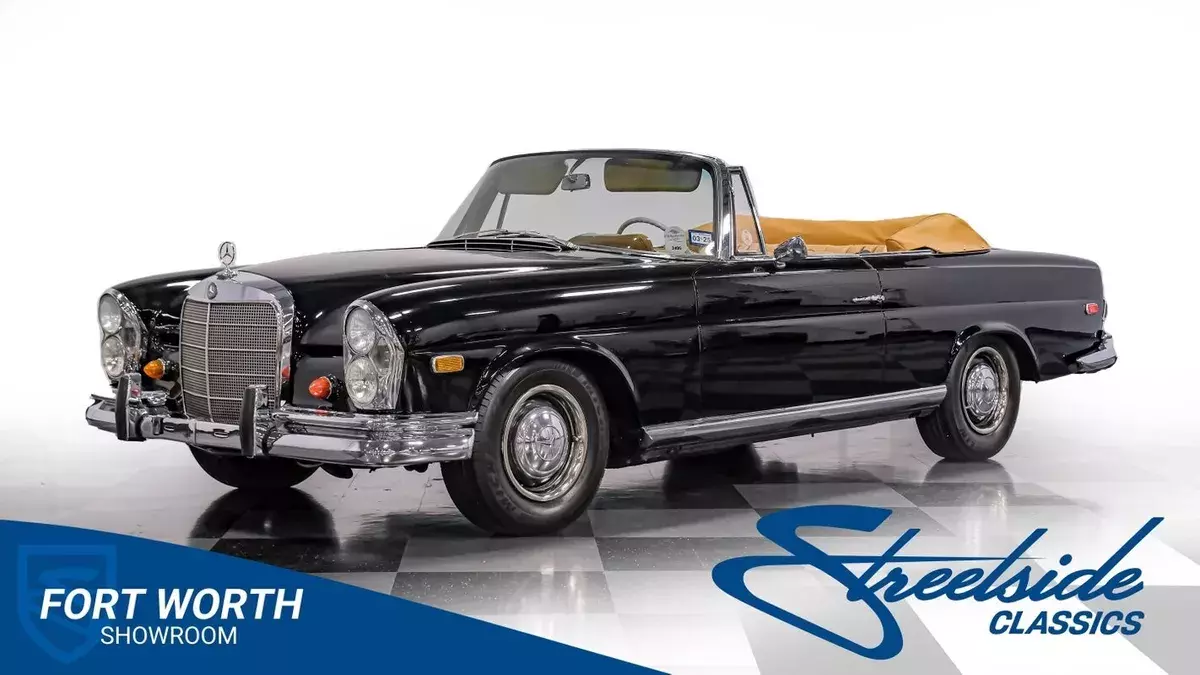 Beautiful Classic Benz! Smooth Running 2.5 Inline 6, Auto, A/C, PS, PB w/ 4 Whl 1968 Mercedes-Benz 200-Series Cabriolet
