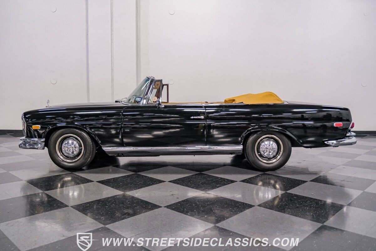 1968 Mercedes-Benz 200-Series Cabriolet - photo 7