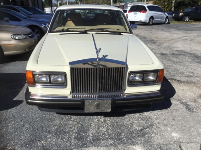Beautiful Color Combination-38K Mi-Naples Fla Car-Low Reserve-Drives Great! 1991 Rolls-Royce Silver Spirit/Spur/Dawn Leather
