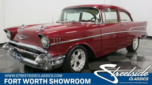 Beautiful Color Combo! 350 V8, 700R4 Auto, Cold A/C, PS/B w/ Front Disc, Nice! 1957 Chevrolet Bel Air/150/210 Restomod