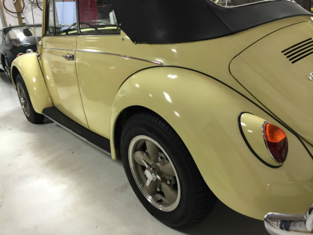 1967 Volkswagen Beetle - Classic 2 door convertible - photo 4