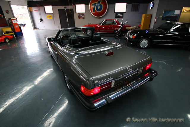 1986 Mercedes-Benz SL-Class 560SL - photo 6