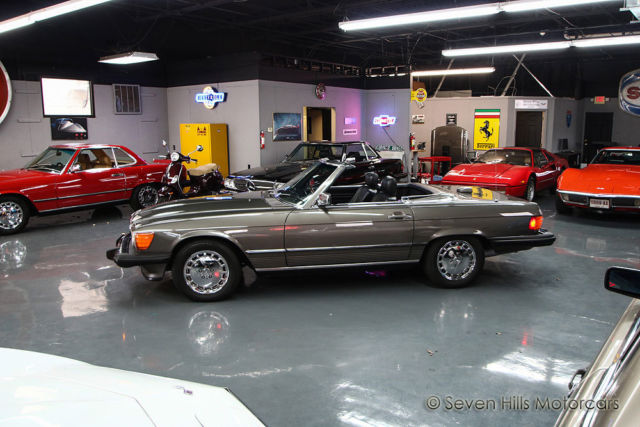 1986 Mercedes-Benz SL-Class 560SL - photo 7