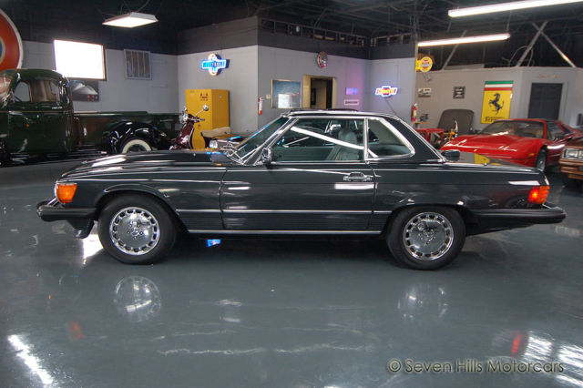 1986 Mercedes-Benz SL-Class 560SL - photo 11
