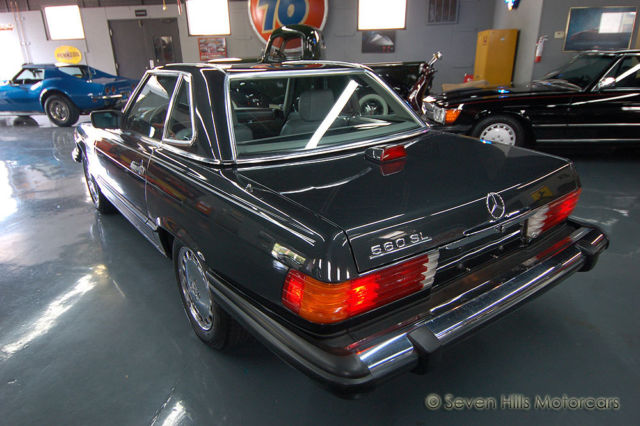 1986 Mercedes-Benz SL-Class 560SL - photo 8