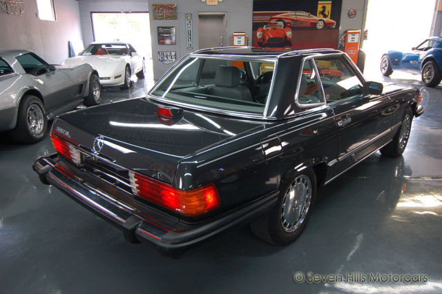 1986 Mercedes-Benz SL-Class 560SL - photo 9