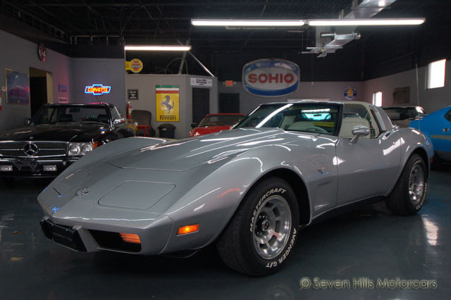 Beautiful Condition, LOW MILES, Silver/Oyster, A/C PS PB PW, PRICED TO SELL!! 1978 Chevrolet Corvette #'s Match