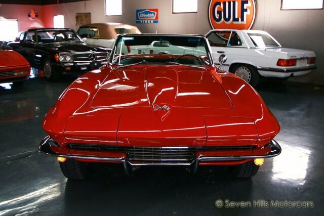 1965 Chevrolet Corvette Sting Ray Convertible - photo 3