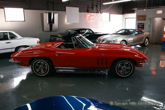 1965 Chevrolet Corvette Sting Ray Convertible - photo 5