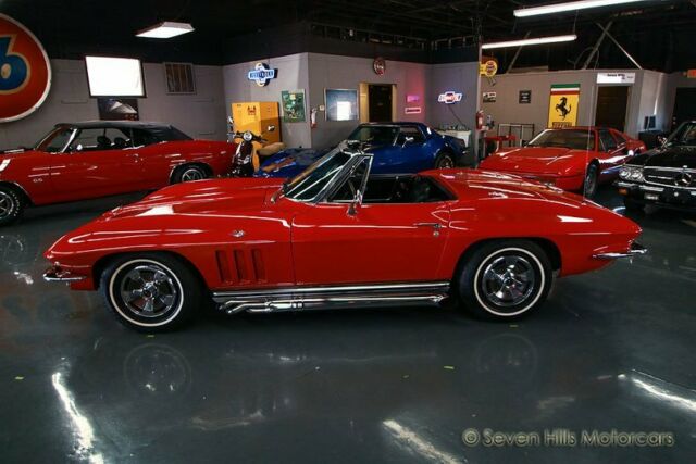 1965 Chevrolet Corvette Sting Ray Convertible - photo 9