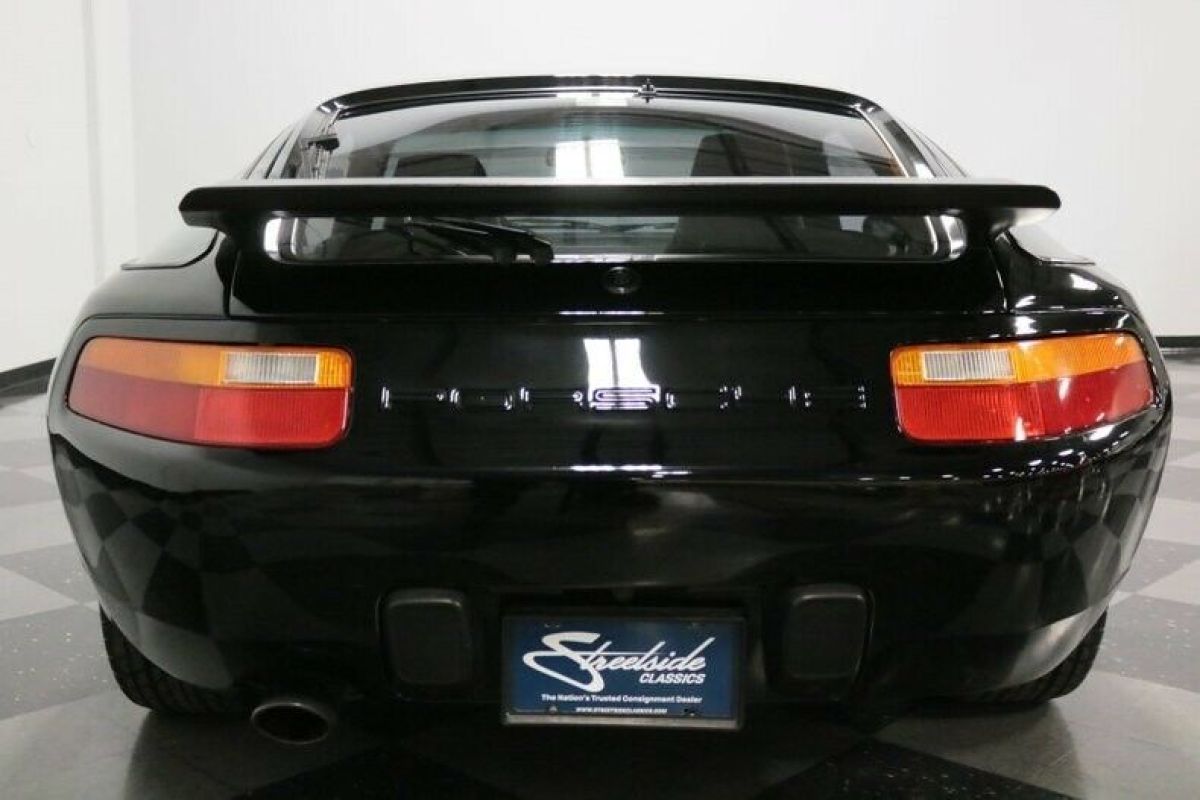 1988 Porsche 928 S4 - photo 12