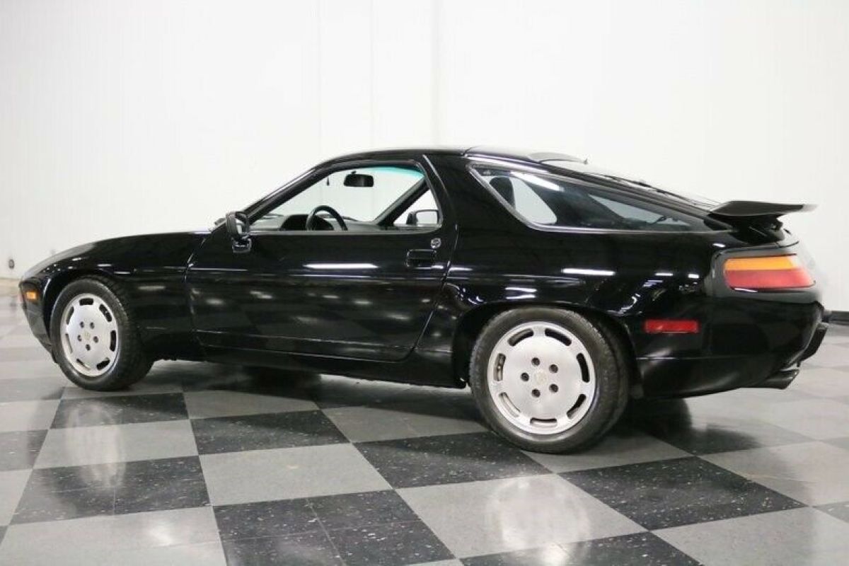 1988 Porsche 928 S4 - photo 9
