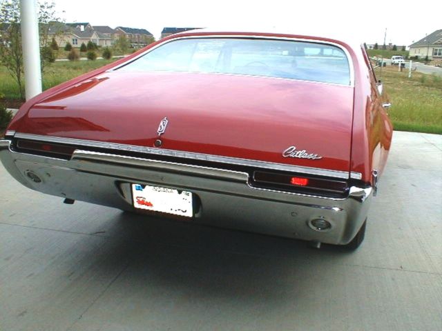 1968 Oldsmobile Cutlass Holiday Coupe - photo 8