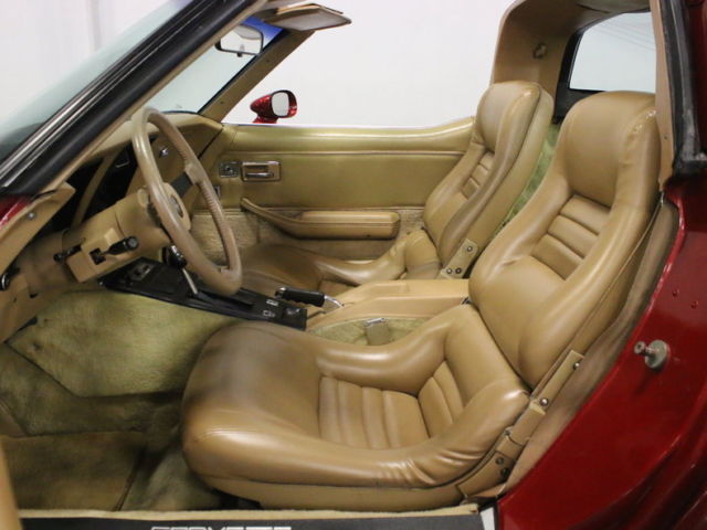 1981 Chevrolet Corvette Base Coupe 2-Door - photo 4