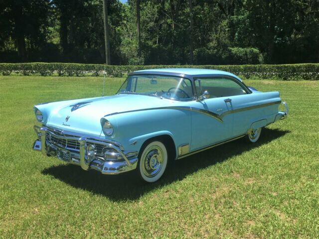 Beautiful Diamond Blue 1956 Victoria 2 Door Hardtop (1955-1957 like a Crown Vic) 1956 Ford Fairlane 2 Door Hardtop