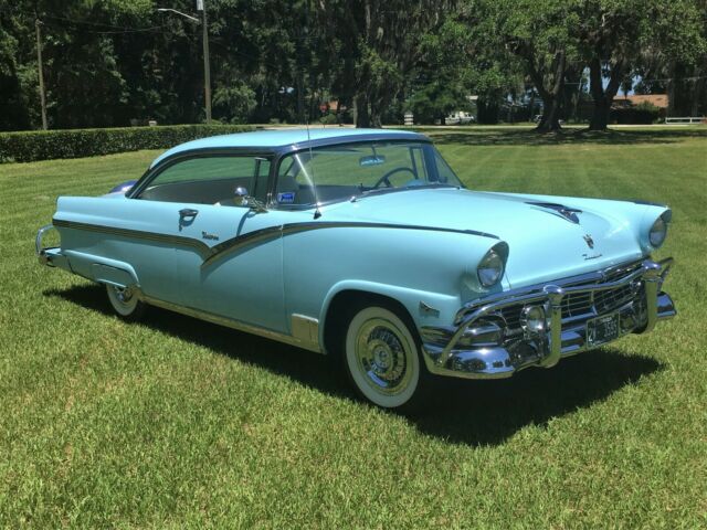 1956 Ford Fairlane 2 Door Hardtop - photo 4