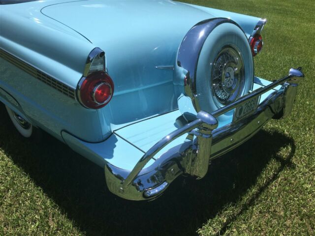 1956 Ford Fairlane 2 Door Hardtop - photo 7