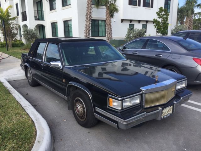 1988 Cadillac DeVille Sedan - photo 12