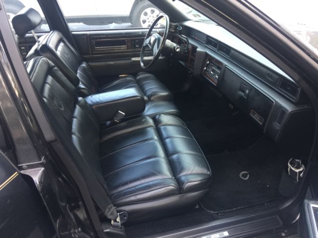 1988 Cadillac DeVille Sedan - photo 13