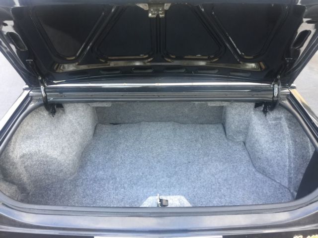1988 Cadillac DeVille Sedan - photo 3