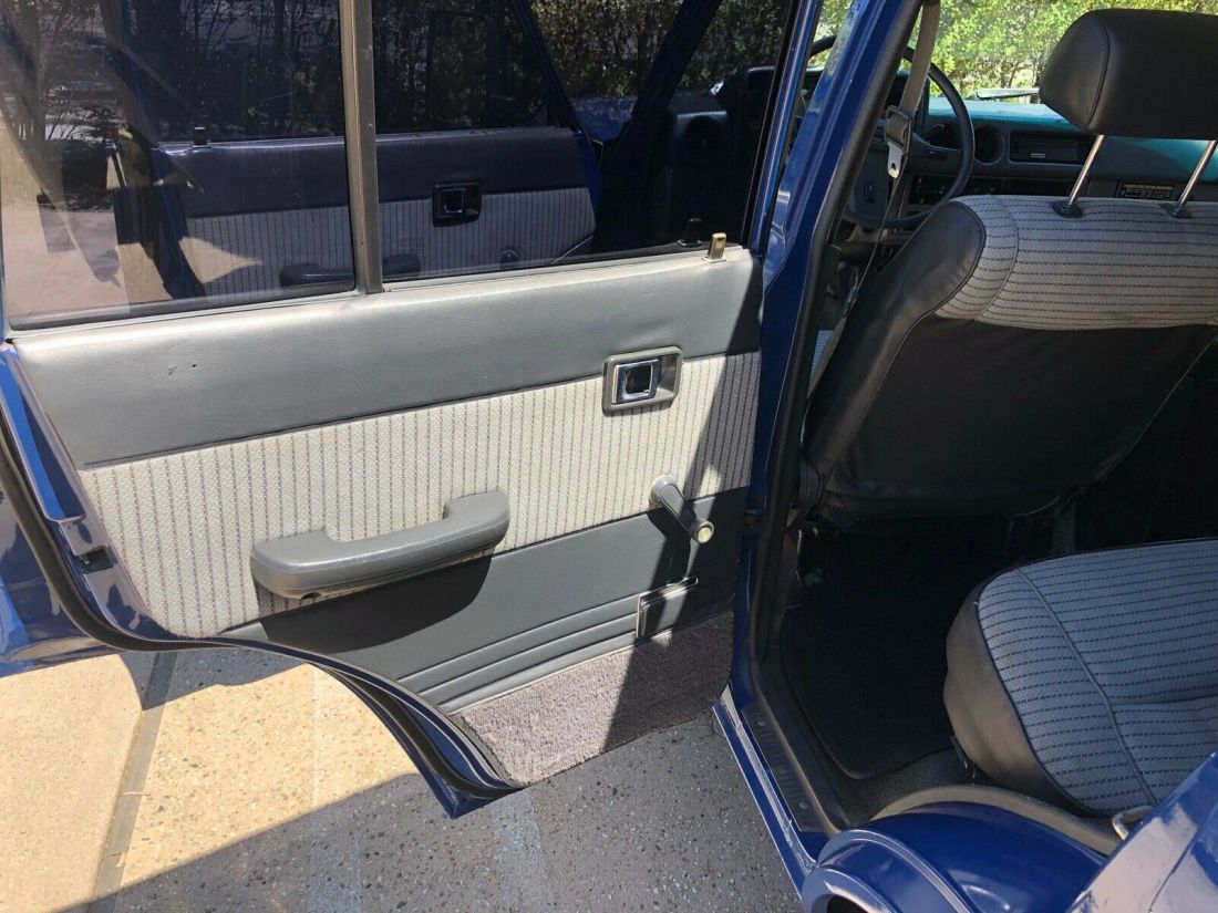 1987 Toyota Land Cruiser FJ60 Limited Edition - photo 10