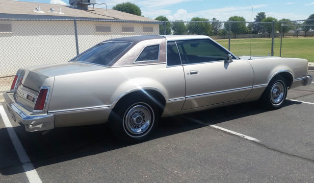 1978 Ford Thunderbird Beautiful near Mint No Rust Original Low Miles - photo 4