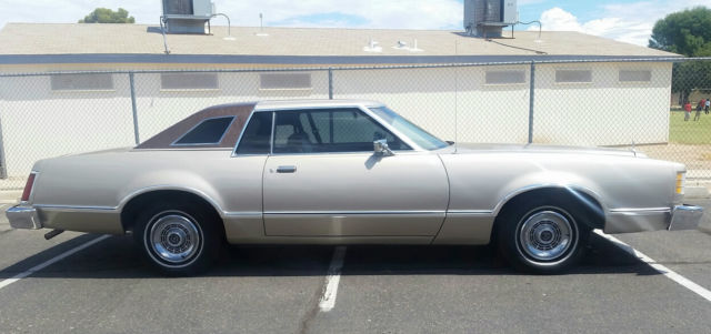 1978 Ford Thunderbird Beautiful near Mint No Rust Original Low Miles - photo 5